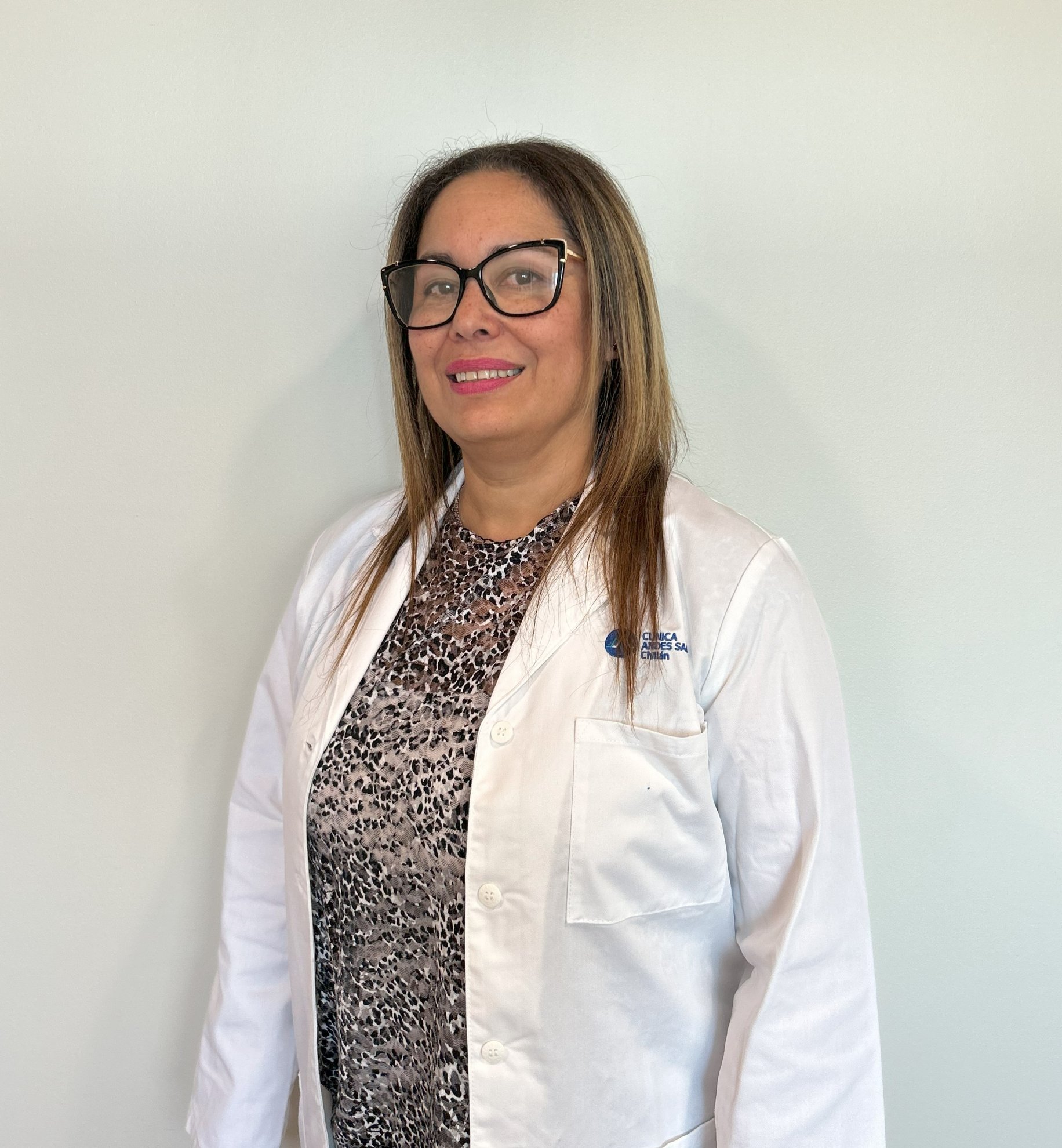MARÍA ANGÉLICA RIVAS DE DÁVILA - Clínica Andes Salud Chillán