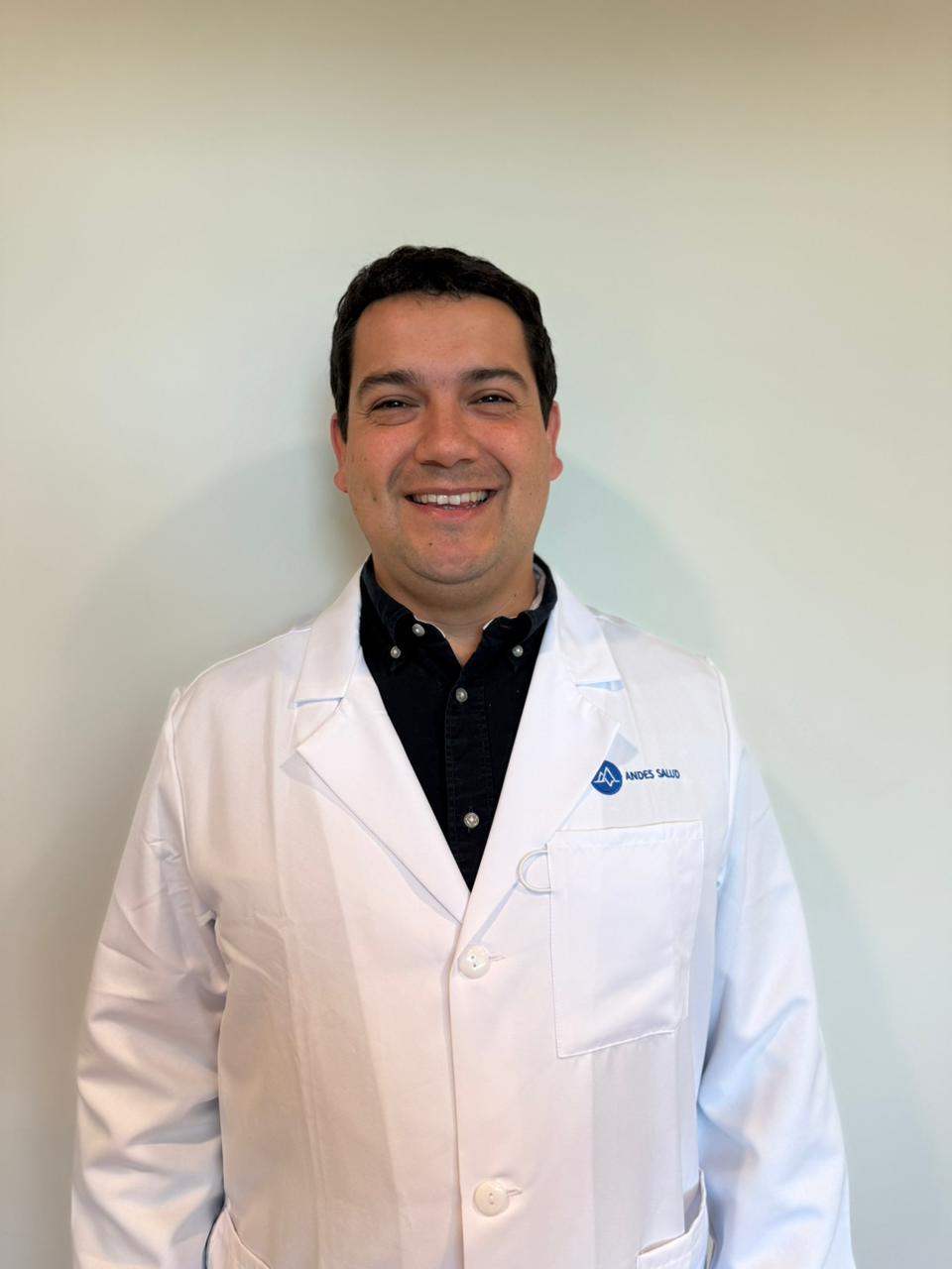 MAURICIO CONTRERAS BASTÍAS